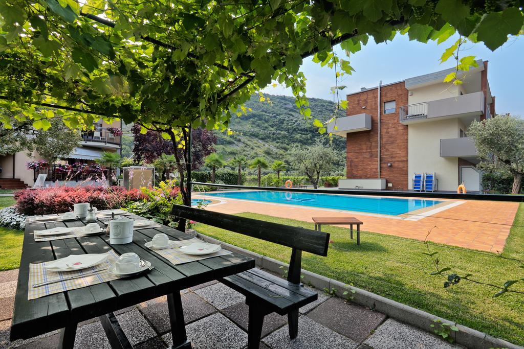 Sporthotel Villa Stella Torbole Sul Garda Exterior photo