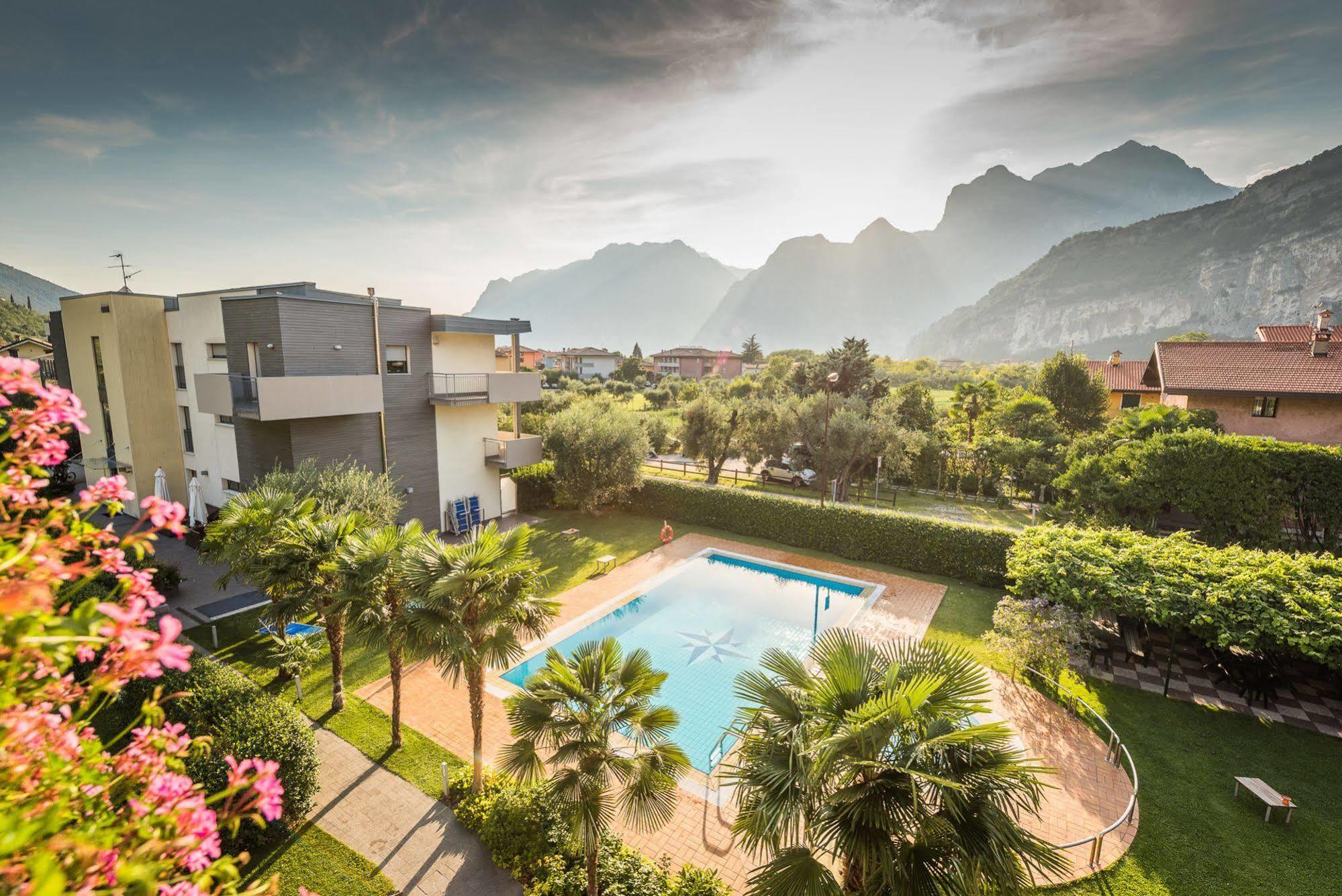 Sporthotel Villa Stella Torbole Sul Garda Exterior photo